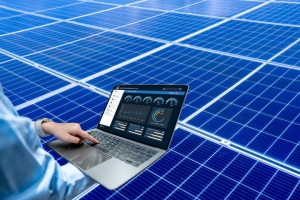 Local Solar Engineer Monitoring and Optimizing Energy Performance to Increase ROI